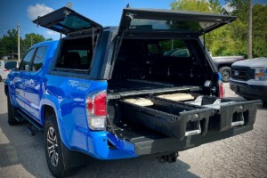 2021 toyota tacoma with the RSI Smart Cap and the DECKED System