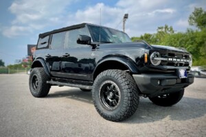 2022 Ford Bronco Lift Kit with new wheels and tires