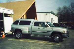1998 Dodge Ram 3500 with a camper shell
