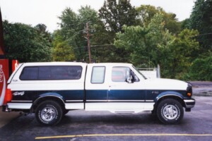 Ford F150 with camper shell